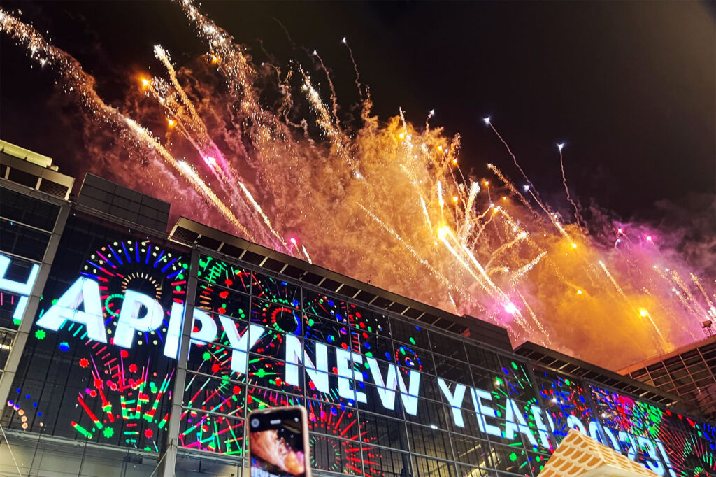 Nyårsafton i Bangkok och CentralWorld Countdown